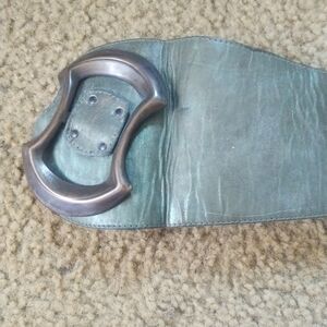Vintage Lauren J  (GREENISH, SILVER) LEATHER Statement Belt